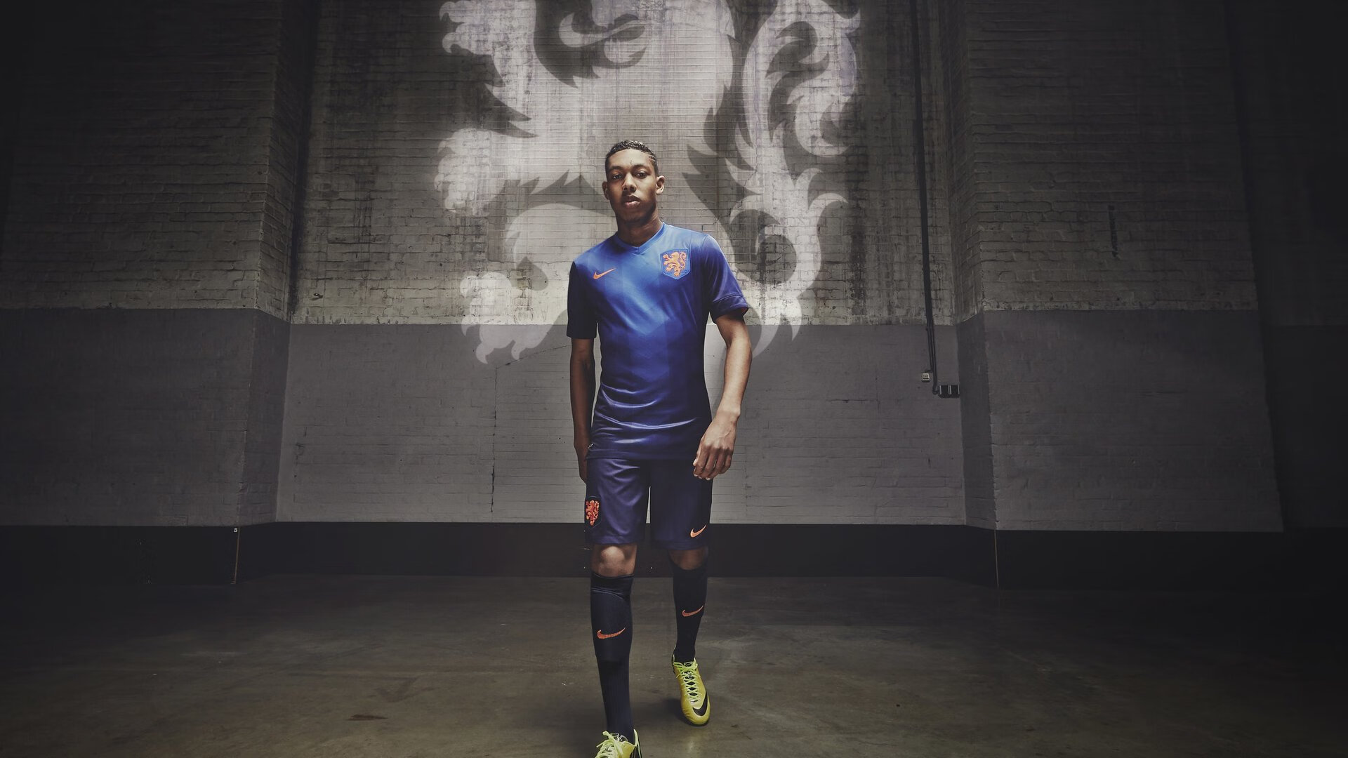 开云kaiyun-热刺逆转获胜，继续保持领先优势，热刺逆转晋级